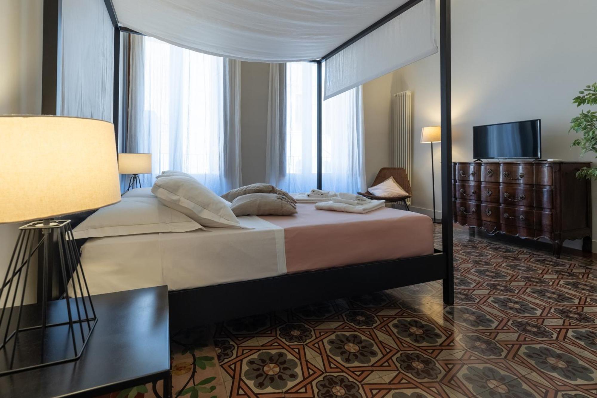 Mirone - Suite Apartments Catania Centro Exterior photo