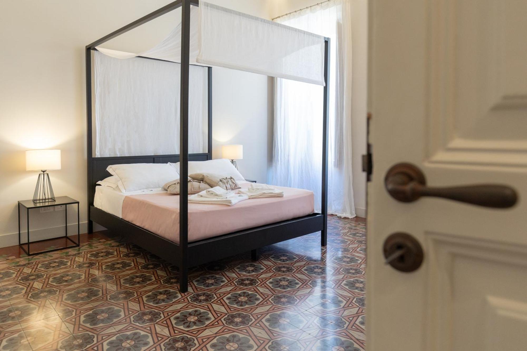 Mirone - Suite Apartments Catania Centro Exterior photo